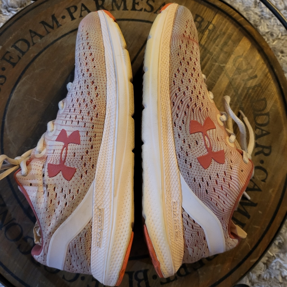 Underarmour Blush pink charged running shoes